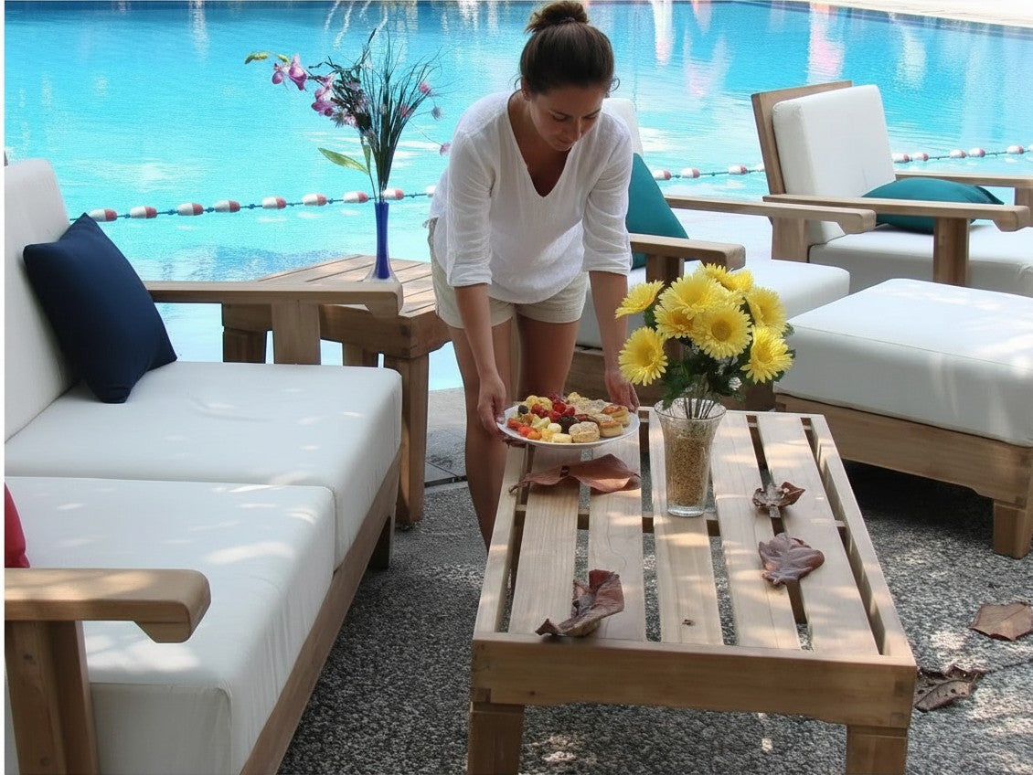 Caranas Coffee Table